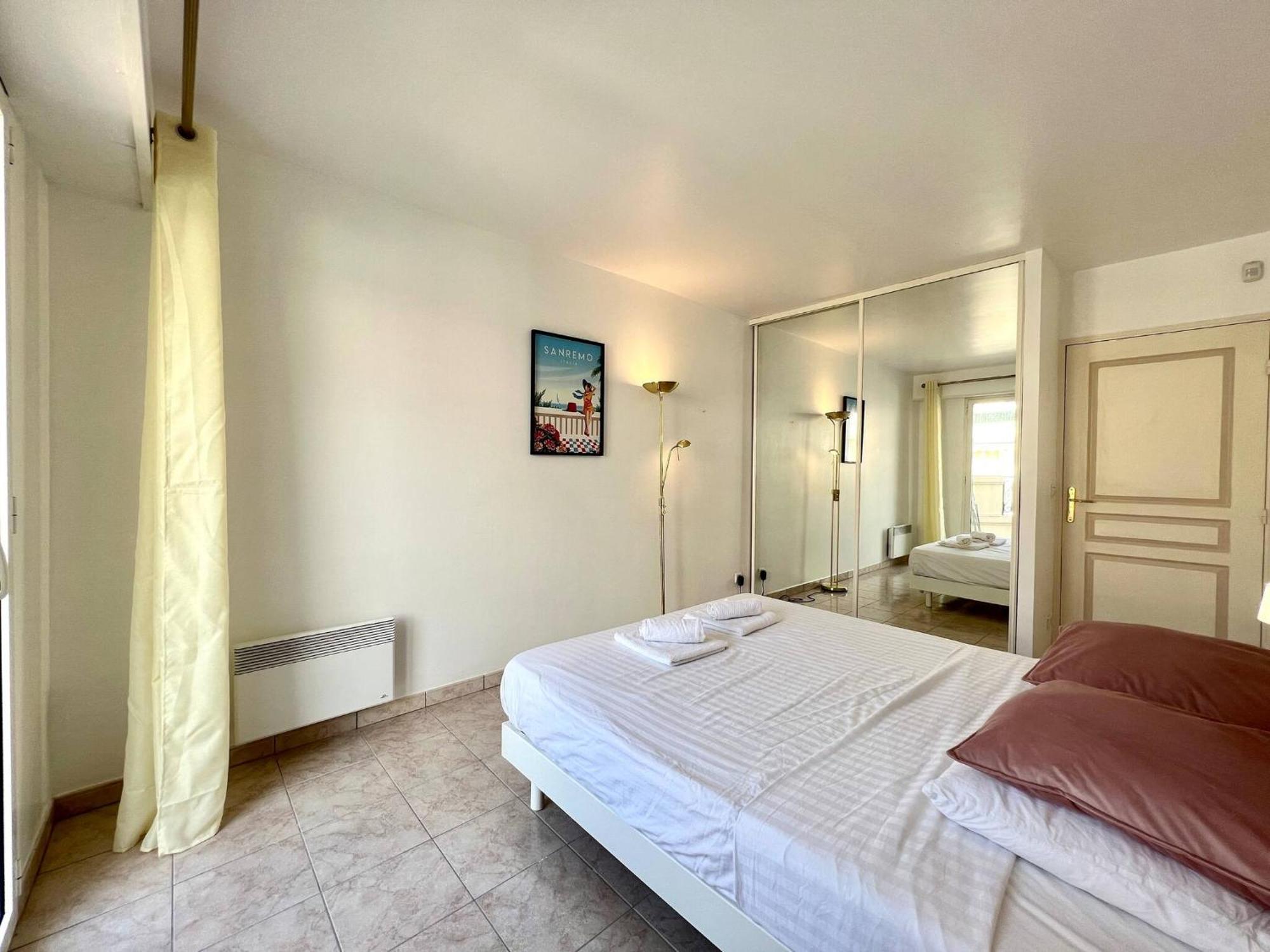 'Le Victoria Beach' Vue Mer Plein Centre, Spacieux Menton Luaran gambar